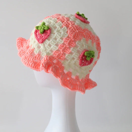 2026New Strawberry Knitted Y2k Crochet Hollow Flower Bucket Hat Women Cotton Handmade Girl Autumn Sweet Cute Basin Hat Wholesale