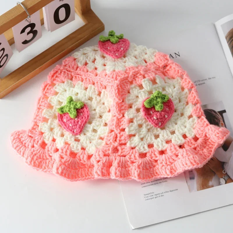 2026New Strawberry Knitted Y2k Crochet Hollow Flower Bucket Hat Women Cotton Handmade Girl Autumn Sweet Cute Basin Hat Wholesale