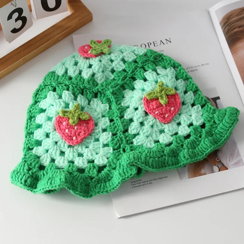 2026New Strawberry Knitted Y2k Crochet Hollow Flower Bucket Hat Women Cotton Handmade Girl Autumn Sweet Cute Basin Hat Wholesale